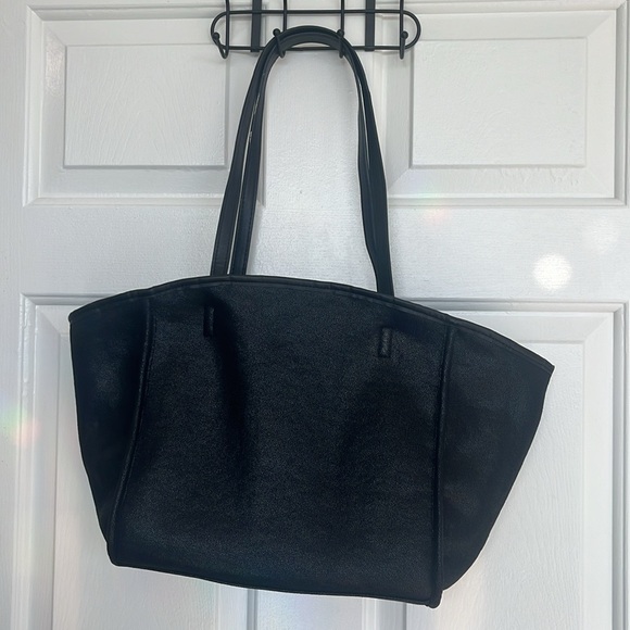 Neiman Marcus Shearling Tote ✧ Black - Picture 4 of 4